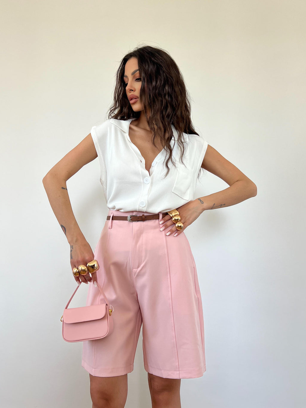 Bermuda Woman Rosa
