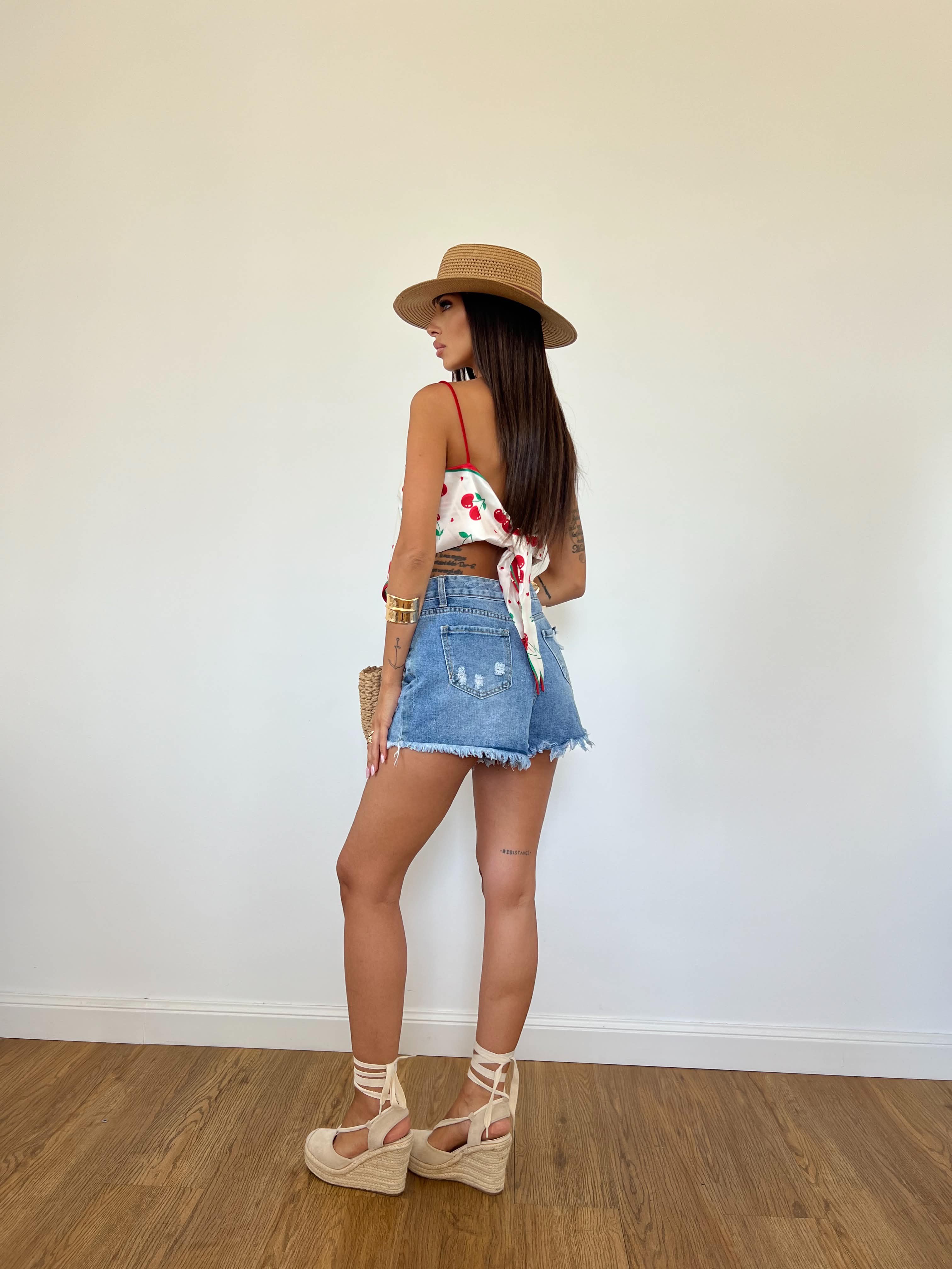 Top Cherry