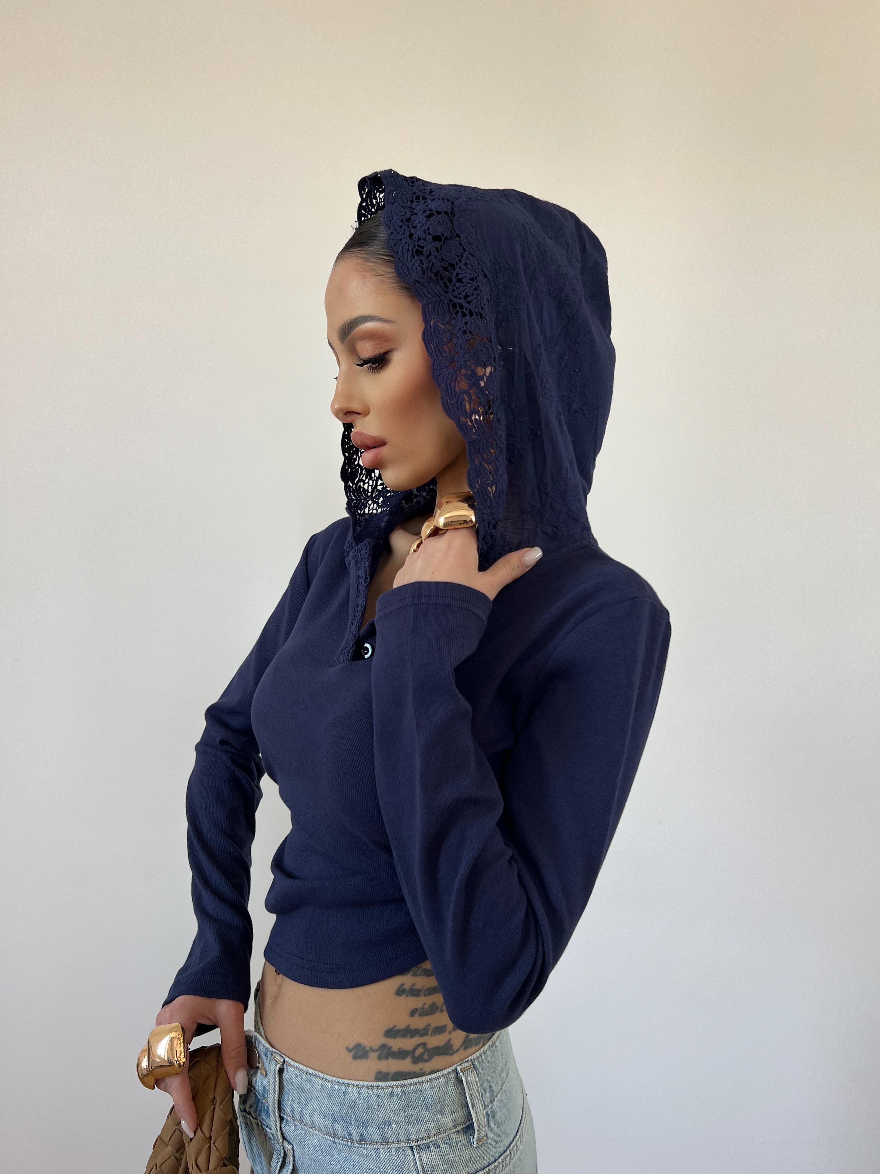 Pull Carmen Blu Notte