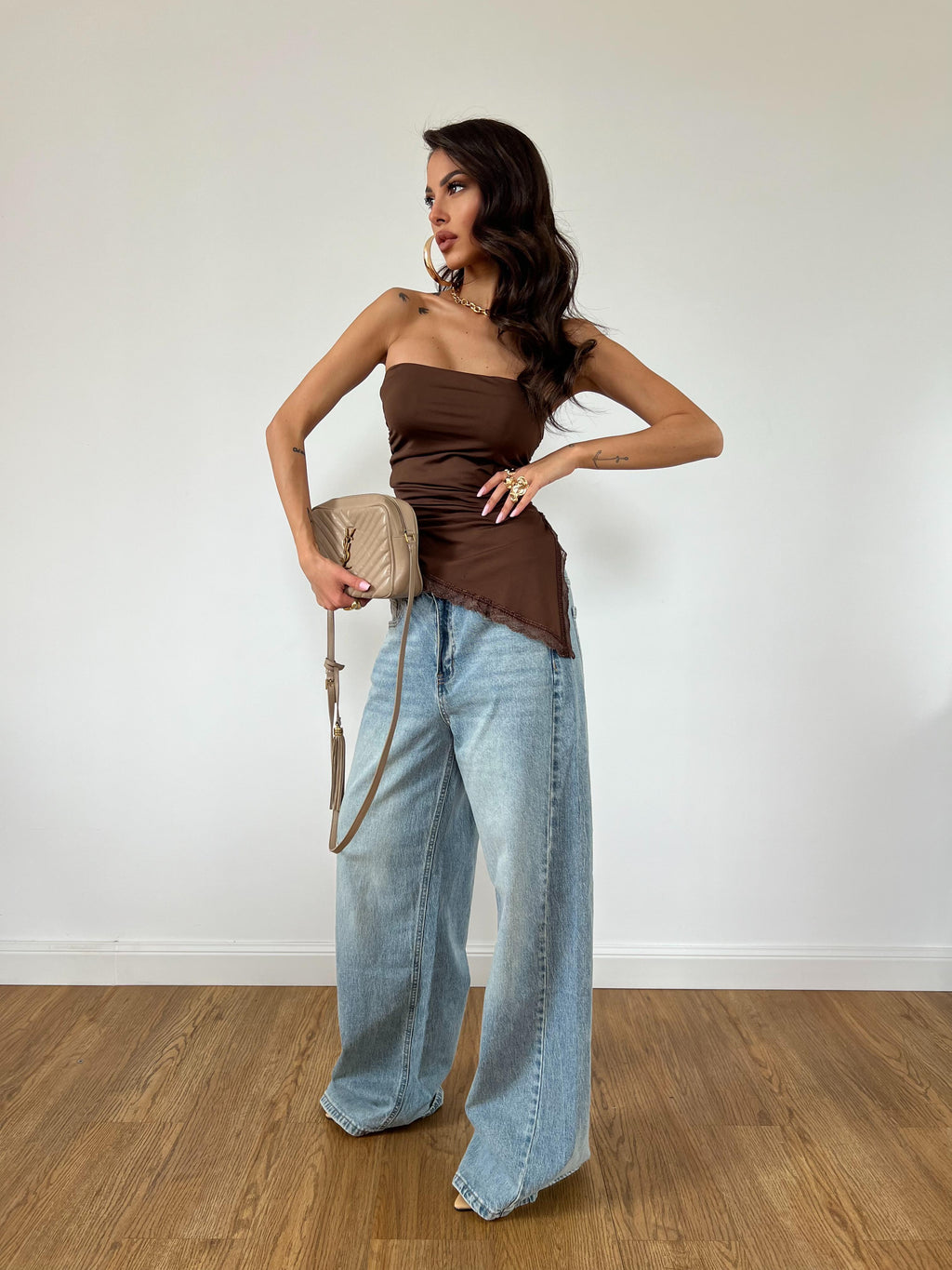 Top Butterfly Marrone